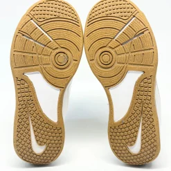 Used Nike OMNI MULTICOURT VB Shoes Adult White Senior 6