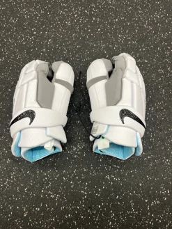 Used Nike PRIME ELITE LAX Goalie Gloves M White 13