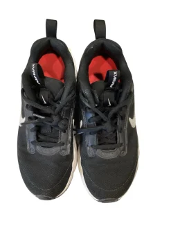 Used Nike Running/X-Train Shoes Y
