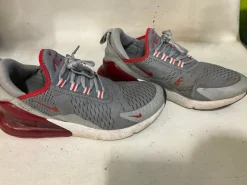 Used Nike Running/X-Train Shoes M Senior 7.5