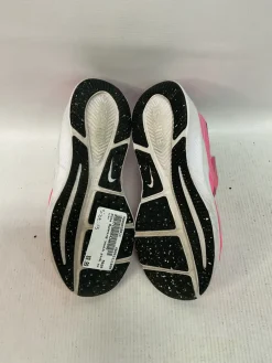 Used Nike Running/X-Train Shoes Y