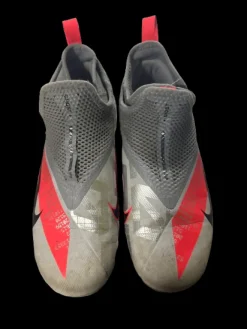 Used Nike Soccer Cleats Grey And Red Junior 02.5