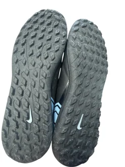 Used Nike Soccer Indoor Shoes Black Senior 7.5