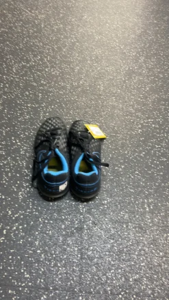 Used Nike Soccer Indoor Shoes Black Junior 03