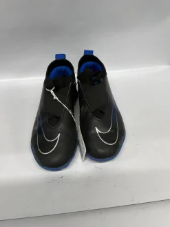 Used Nike Soccer Indoor Shoes Black Junior 04.5