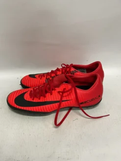 Used Nike Soccer Turf Shoes Black And Red Senior 8.5