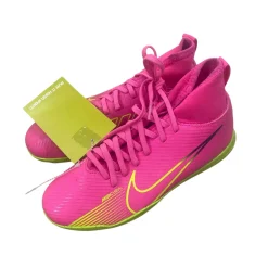 Used Nike Soccer Turf Shoes Pink Junior 01.5