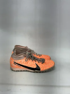 Used Nike Soccer Turf Shoes Orange Senior 8