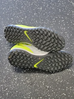 Used Nike Soccer Turf Shoes Grey And Lime Junior 04.5
