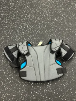 Used Nike VAPOR LT Lacrosse Shoulder Pads Grey MD