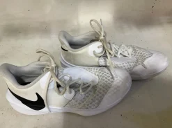 Used Nike VB Shoes Adult White Senior 8