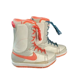 Used Nike ZOOM Womens Snowboard Boots White Senior 8.5