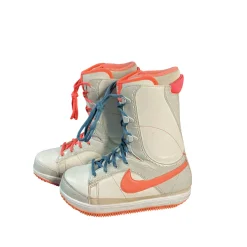 Used Nike ZOOM Womens Snowboard Boots White Senior 8.5