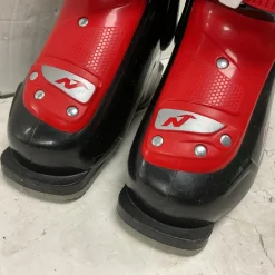 Used Nordica FIREARROW TEAM 1 Boys DH Ski Boot Black And Red 175 MP - Y11