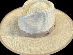 Used Outerwear Womens Hat Brown