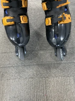 Used OXYGEN XE 1.1 Senior Aggressive Skates Black Senior 6