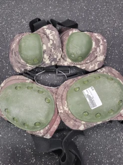 Used PROTECTIVE SET Skateboard Accessories