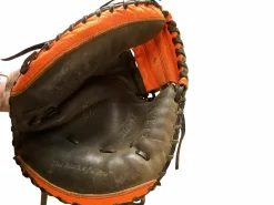 Used Rawlings PLAYER PREFERED CATCHERS MITT 33 INCH RH BB/SB Catchers RH Throw Black 33"