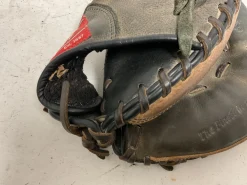 Used Rawlings Premium Series D325BWCM Baseball Catchers RH Throw Brown And Black 32 1/2