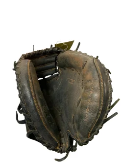 Used Rawlings RENEGADE 32.5 BB/SB Catchers RH Throw Black 32 1/2