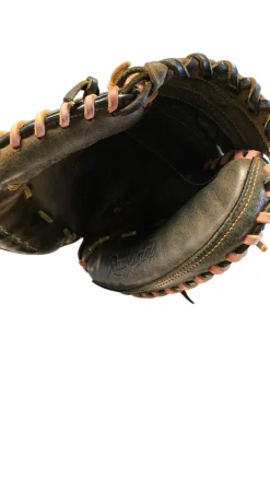 Used Rawlings RENEGADE BB/SB Catchers LH Throw Black 31 1/2
