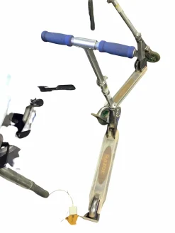 Used Razor SCOOTER Scooter None