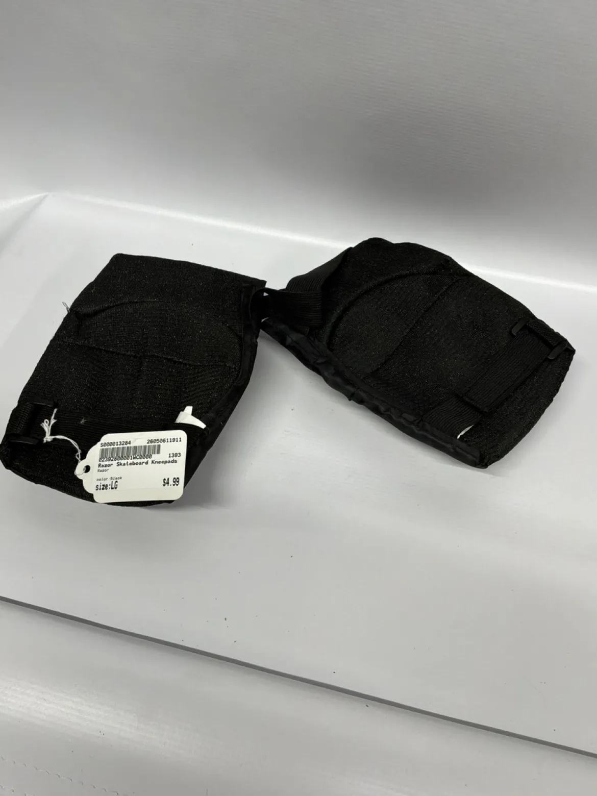 Used Razor Skateboard Kneepads Black LG