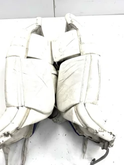 Used Reebok L7 YT Goalie Leg Pads Youth White 26