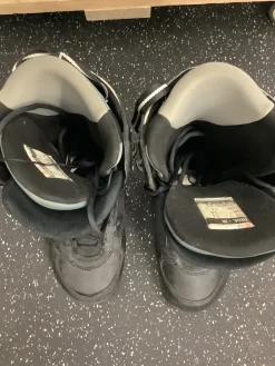 Used Ride IDOL Mens Snowboard Boots Black Senior 11