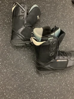 Used Ride IDOL Mens Snowboard Boots Black Senior 11