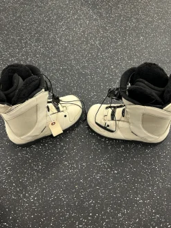 Used Ride SAGE Mens Snowboard Boots Brown Senior 8.5