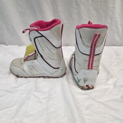 Used Ride SPARKLE BOA Girls Snowboard Boots White Junior 02