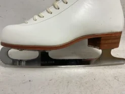 Used Riedell 320 JOHN WILSON SHEFFIELD CLUB WomensFigure Skate White Senior 6