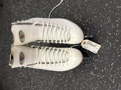 Used Riedell 117 WomensFigure Skate White Senior 7