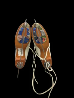 Used Riedell MINN WomensFigure Skate White Senior 8