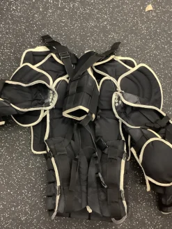 Used SIMMONS 995 Senior Body Armor MD