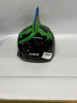 Used Skateboard Helmet Green SM