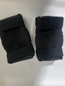 Used Skateboard Kneepads Black LG