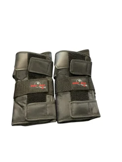 Used Skateboard Wrist Guards Black LG