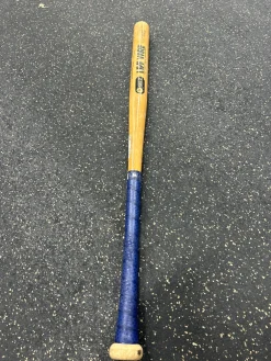 Used SKLZ BB/SB Other Bat 28