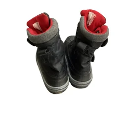 Used Snow/Hunt/Hike Boots Y