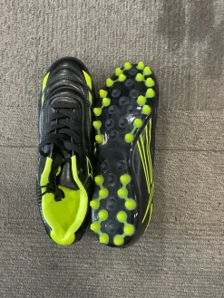 Used Soccer Turf Shoes Black Senior 7