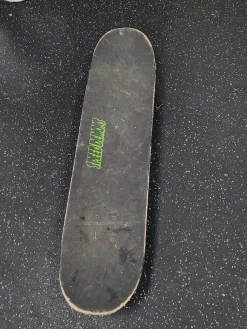 Used SPEED DEMONS Complete Skateboard Black 7 3/4"