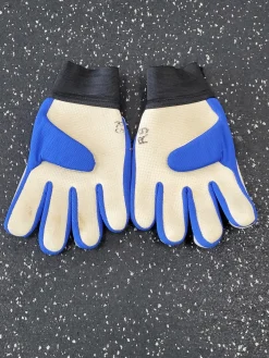 Used SPORT OUT Soccer Goalie Gloves Royal Blue 8