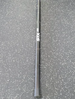 Used STX 6000 Mens Atk/Mid LAX Shaft Black