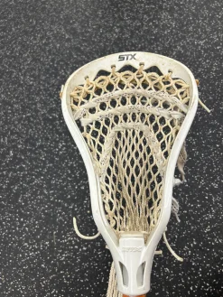 Used STX AV8 BACKYARD Men Atk/Mid Complete Stick White