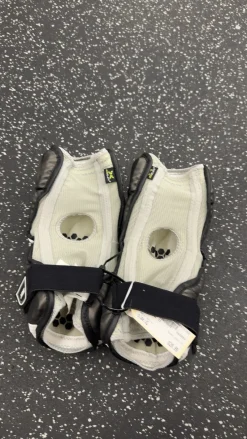 Used STX CELL II Lacrosse Arm Pads/Guards White XL