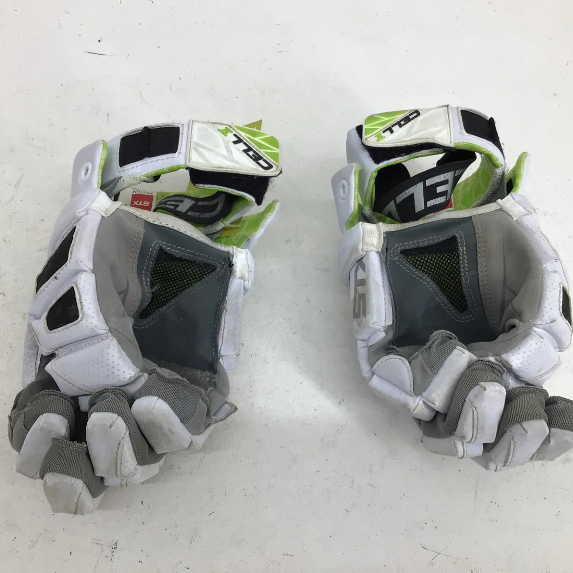 Used STX CELL V JR MD LAX GLOVES Lacrosse Gloves Junior White MD