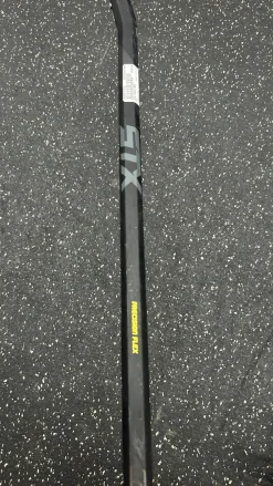 Used STX CRUX 600 Womens Atk/Mid LAX Shaft Black