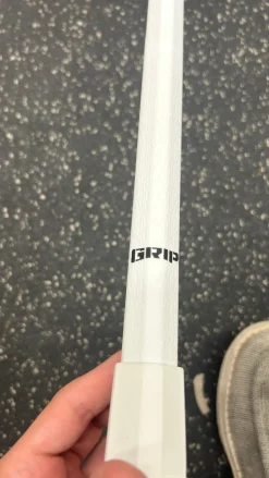 Used STX FORTRESS 700 Womens Atk/Mid LAX Shaft White